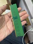 英睿达镁光 8G DDR4 2400MHz 内存条 台式机拆